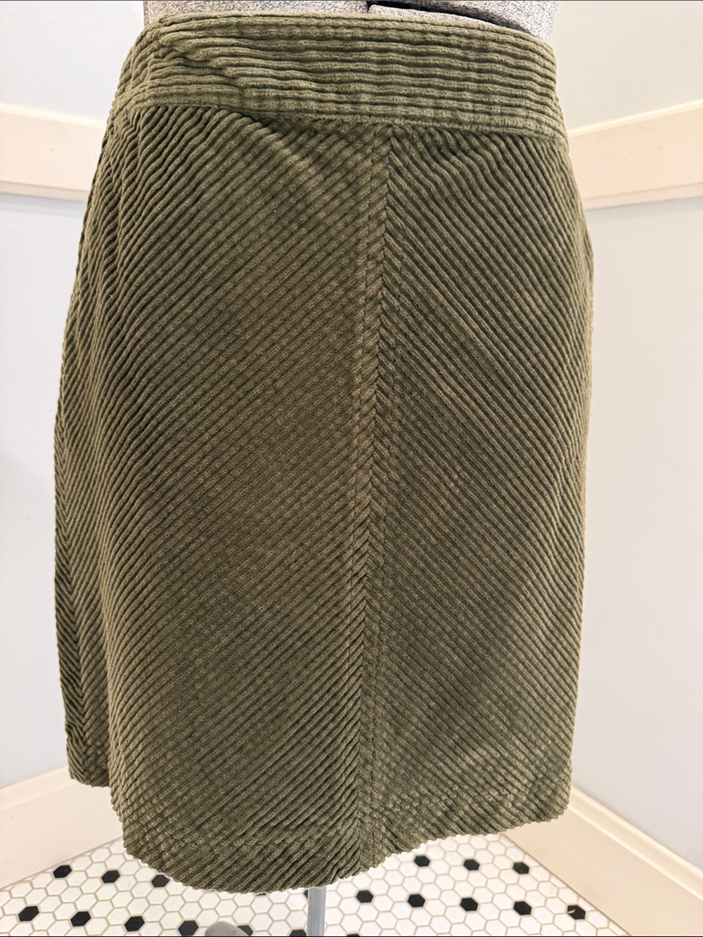 Talbots Olive Diagonal Corduroy A-Line Skirt